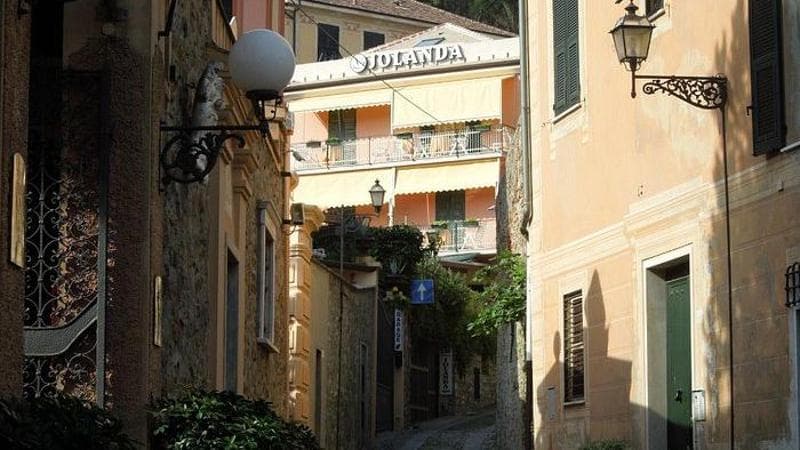 Sestri Levante, il dossier dell’ex spaventa il Comune: “Il sindaco non ha gradito i miei rilievi su Villa Jolanda e altre pratiche”