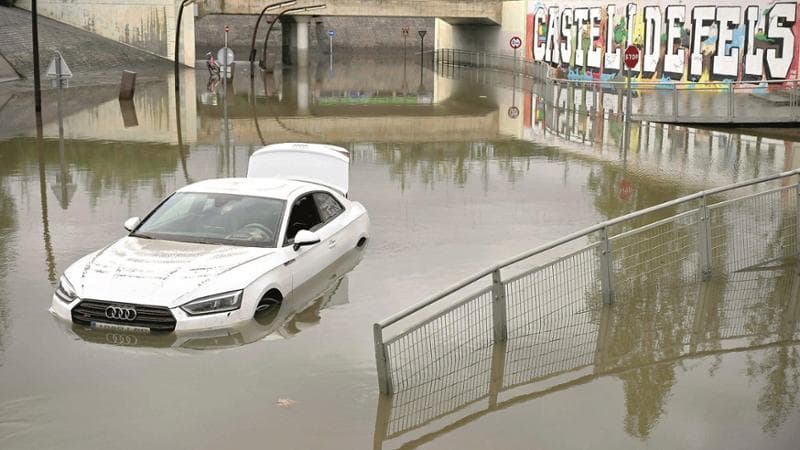 L’allerta salva Barcellona dalla Dana. Sulla città in quattro ore l’acqua di tre mesi, ma l’allarme rosso stavolta ha funzionato