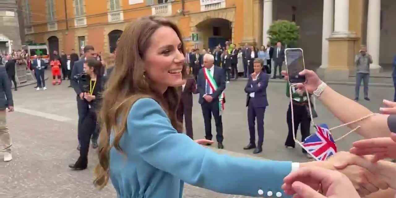 La principessa Kate conquista Reggio Emilia, dove ha visitato il Centro Malaguzzi, eccellenza didattica internazionale