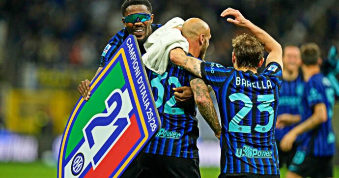 Inter campione d’Italia: Parma battuto 2-0, è il 21° scudetto