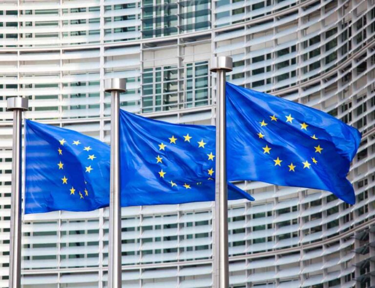 Dazi, nessuna intesa tra Unione Europea e Stati Uniti: negoziati rinviati al 19 maggio